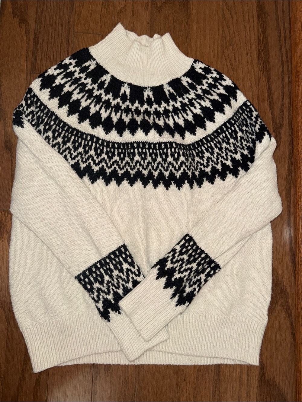Nordic Cozy Skiing Sweater Ivory and Black Cottagecore Chunky Classic Winter